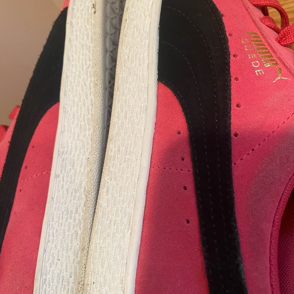 Puma suede mens size 13 lightly worn. Pink black white - Picture 4 of 10